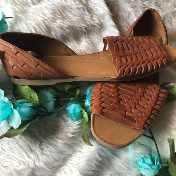 Franco Sarto Shoes - Franco Sarto Leather Huaraches 💕